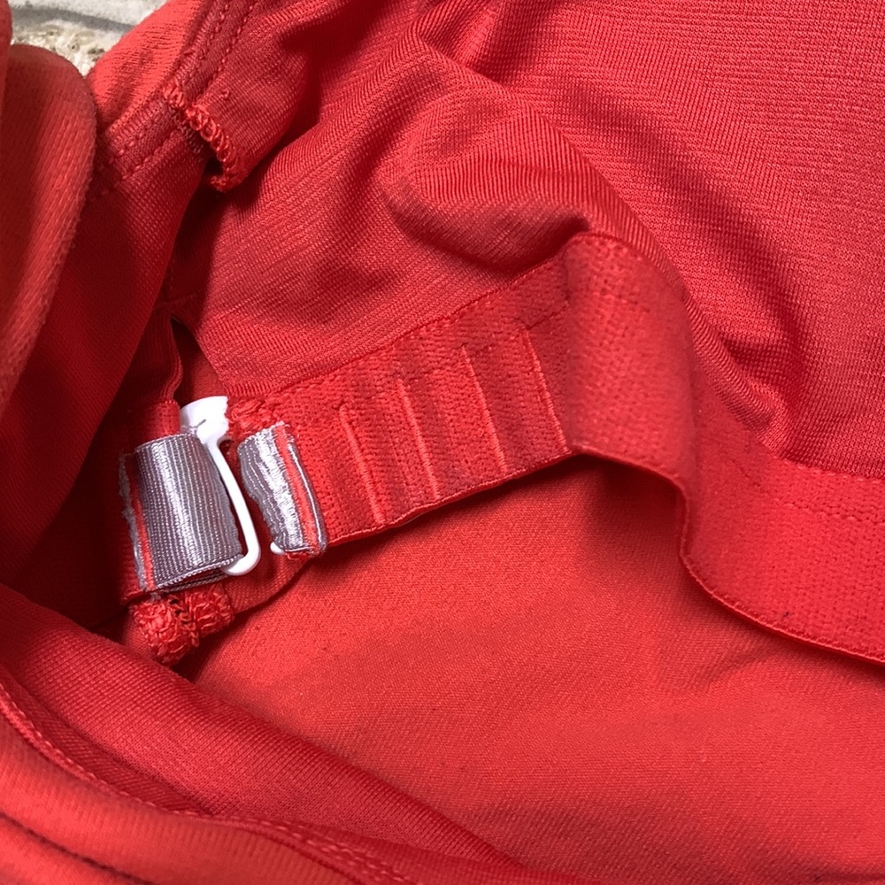 Lululemon Amala Tank - Picture 6 of 7